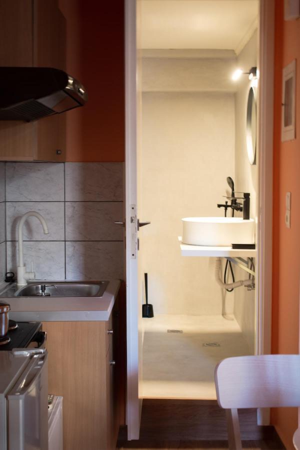 Ryb Colour Apartment Patras Exterior photo